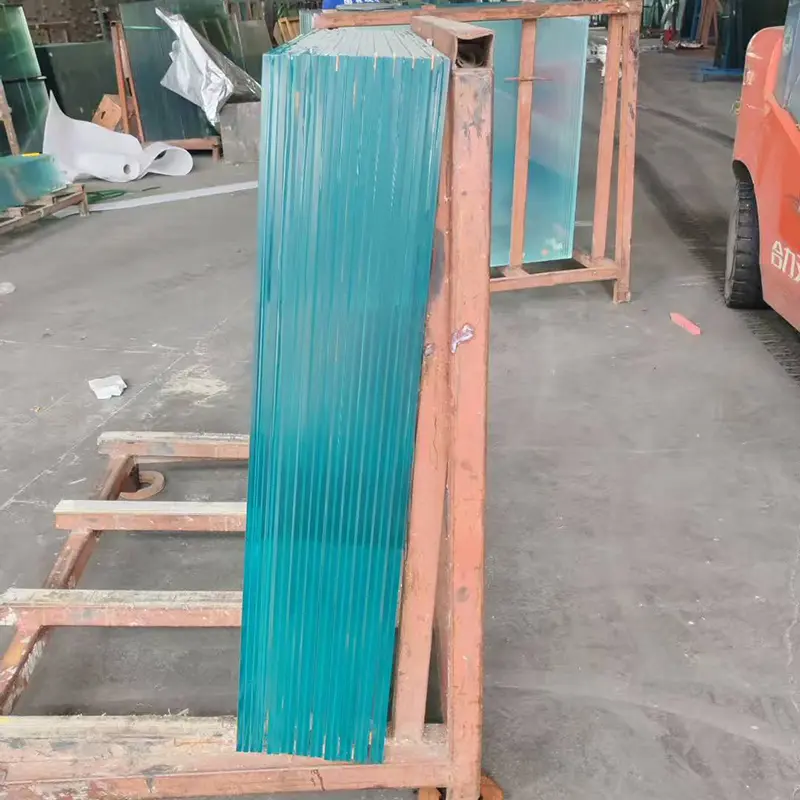 ultra clear sgp laminated glass1.jpg